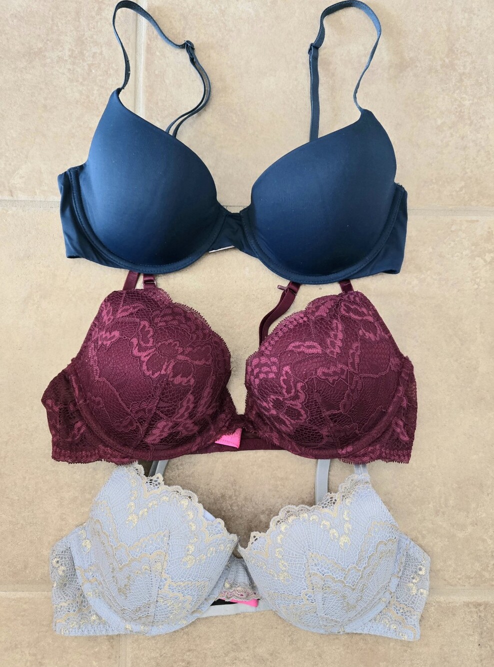 SET OF 3 BRAS - 34C VICTORIAS SECRET & LASENZA